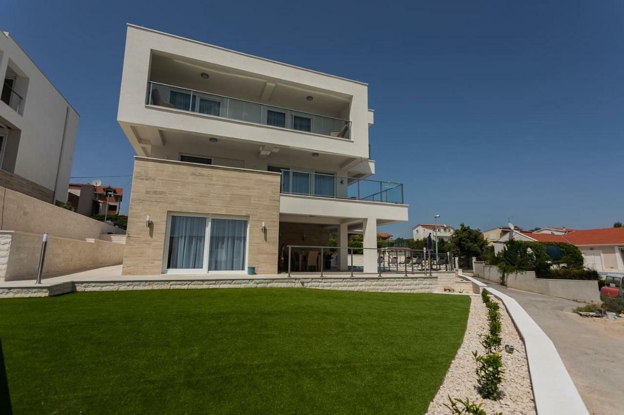 Villa Compass; Luxury Experience In Natural Bay. Razanj Bagian luar foto